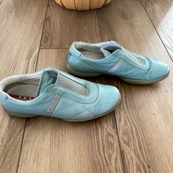 Vintage Prada Women's Slip On Leather Loafers Sky Blue Size 35.5 EU or 5 US - Picture 5 of 10